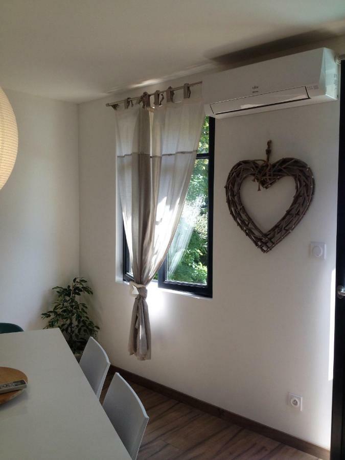 קרקסון Au Vieux Lavoir Avec Parking Prive, Jardin , Climatisation, A 500 M De La Cite מראה חיצוני תמונה