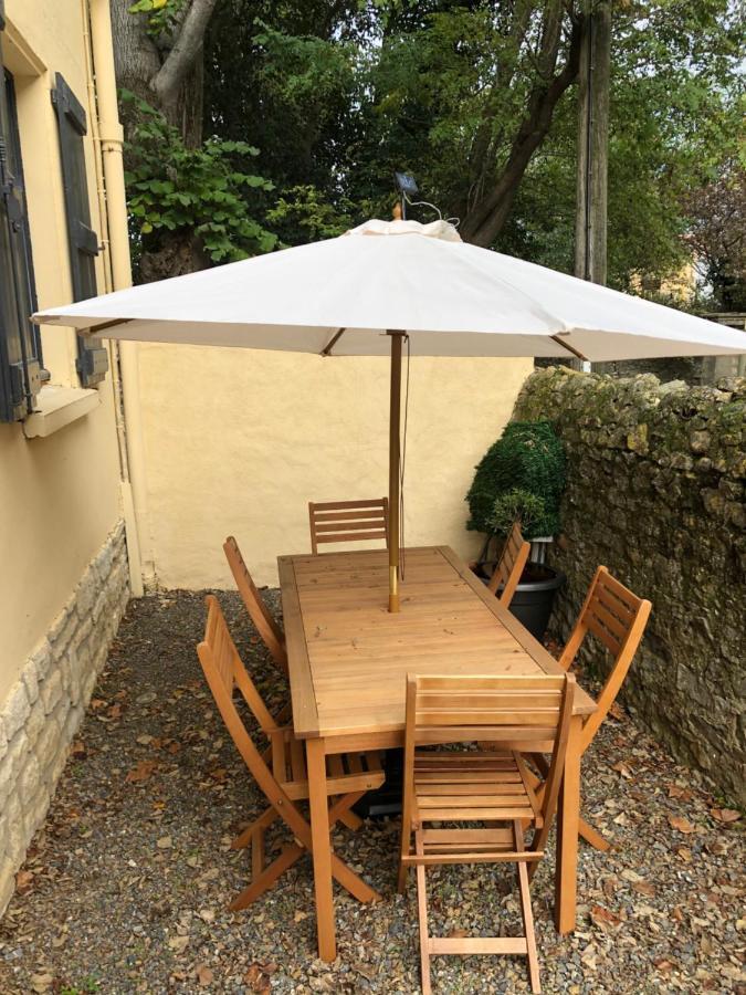קרקסון Au Vieux Lavoir Avec Parking Prive, Jardin , Climatisation, A 500 M De La Cite מראה חיצוני תמונה